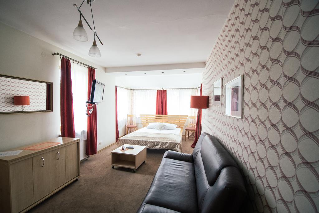 Sveciu Namai Linges Hotel Nemezis Exterior photo