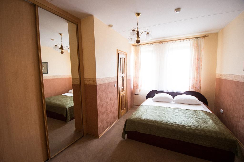 Sveciu Namai Linges Hotel Nemezis Exterior photo